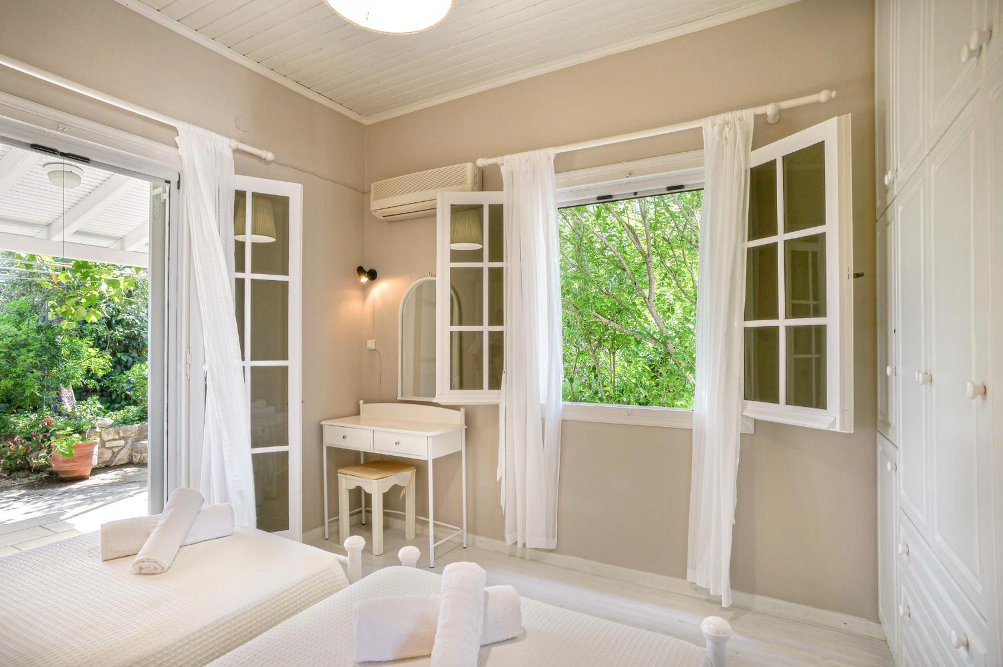 Lioniskari Seaviews - Paxoi'S Private Pool Oasis Villa Porto Ozias Exterior photo